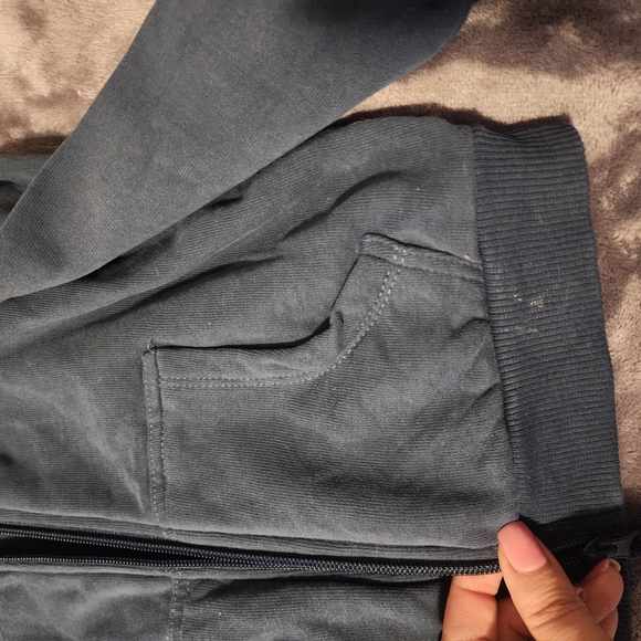 Puma Kids Yellow and Black Hoodie - Picture 11 of 15